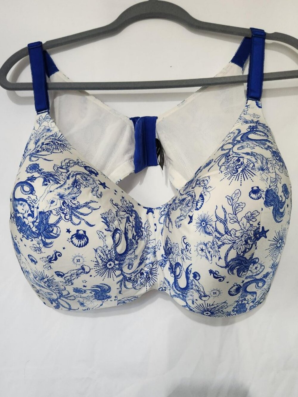 Torrid Wire Free Lightly Lined Smooth Bra 44DDD Blue Ocean Themed Print